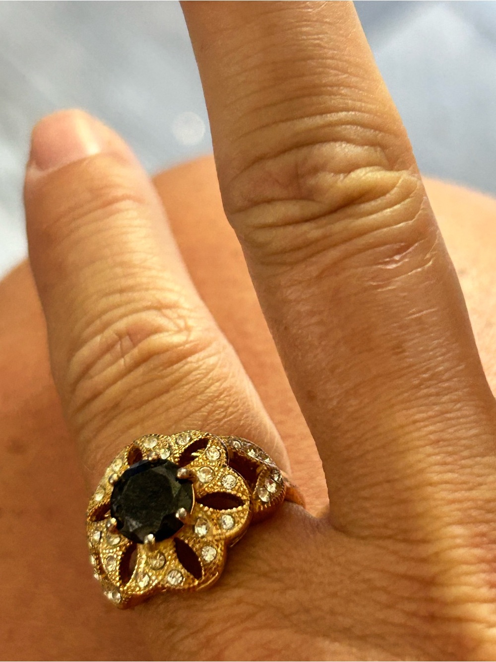 4/$100 Gold-Tone Black Stone Ring with Pave Accents size 7 3/4 - Picture 5 of 9